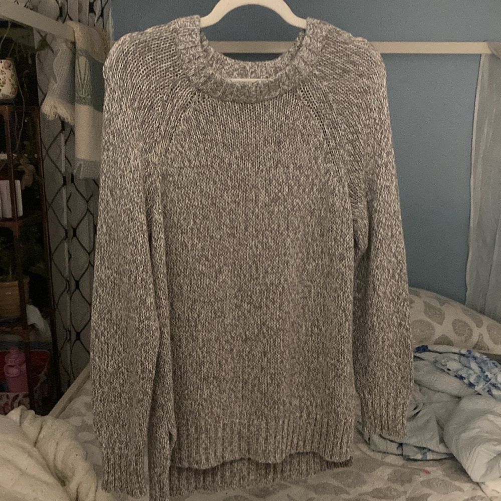 Grey, knitted, medium sized, aerie sweater